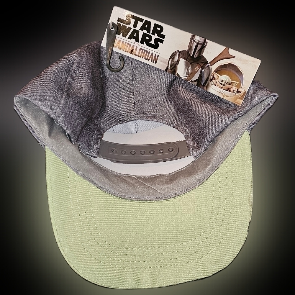 STAR Wars Grogu Cap - Picture 2 of 3